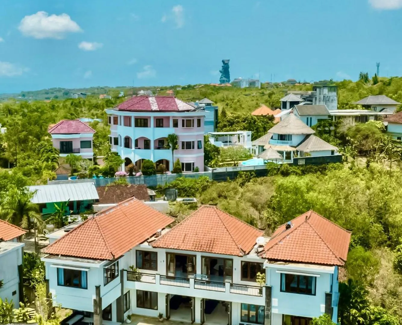 Luxurious Escape In Uluwatu - Ocean Villa With 5 Bedroom And Private Pool