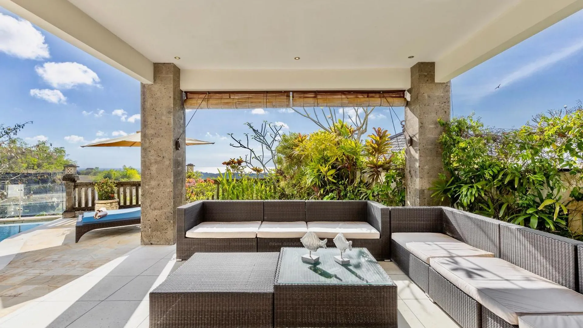 Luxurious Escape In Uluwatu - Ocean Villa With 5 Bedroom And Private Pool Ινδονησία