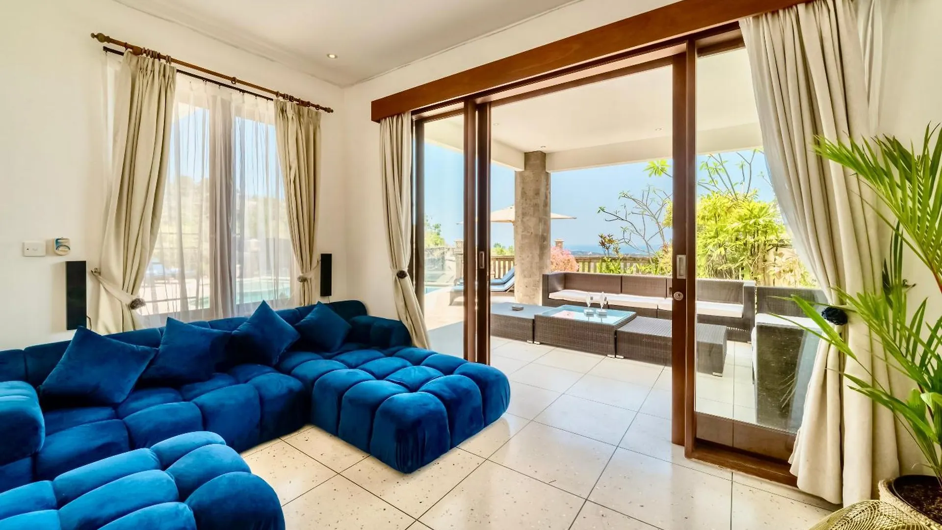 Luxurious Escape In Uluwatu - Ocean Villa With 5 Bedroom And Private Pool Uluwatu (Bali)