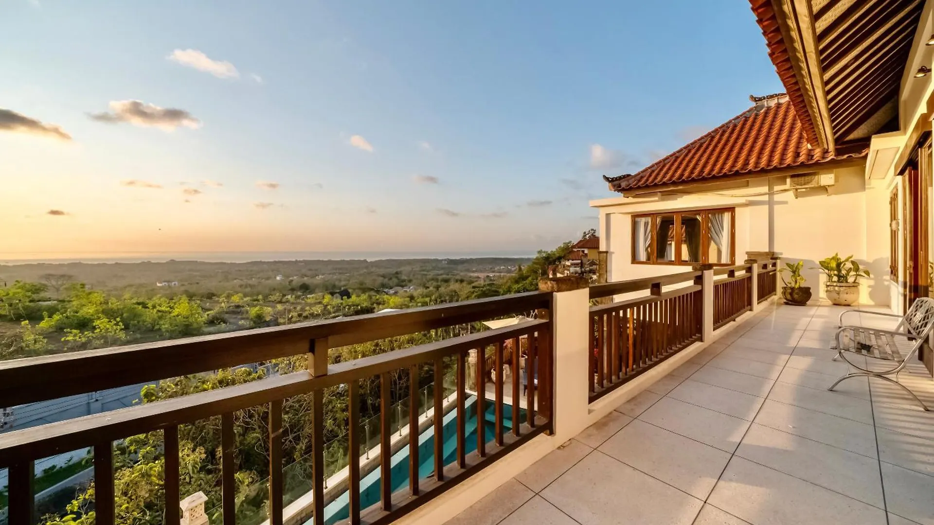 Luxurious Escape In Uluwatu - Ocean Villa With 5 Bedroom And Private Pool