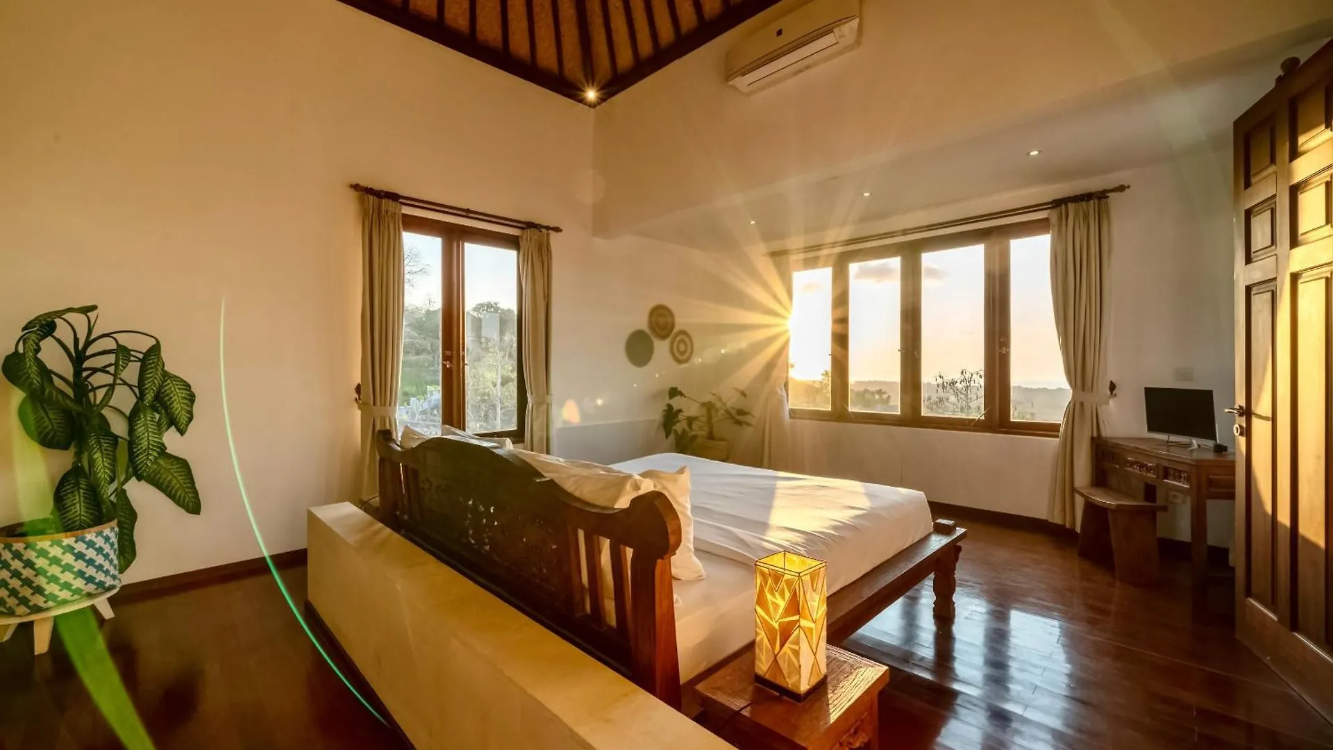 Luxurious Escape In Uluwatu - Ocean Villa With 5 Bedroom And Private Pool 0*, Uluwatu (Bali)